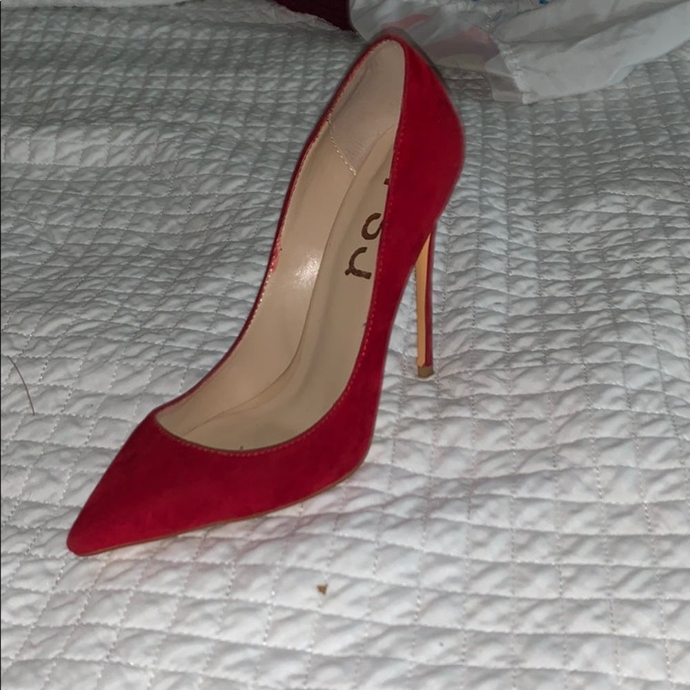 👠